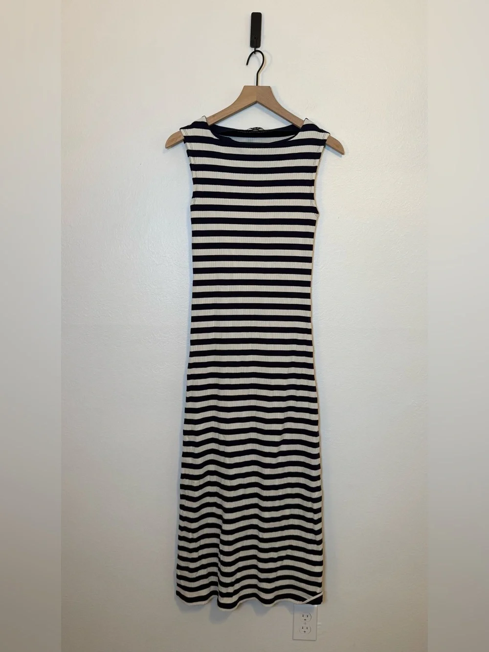 J.crew Knit boatneck midi dress in stripe - Picture 3 of 8